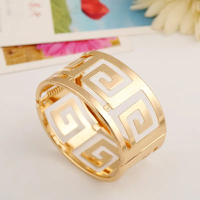 Ramiart metal hollowed-out bracelets - RAMI ART